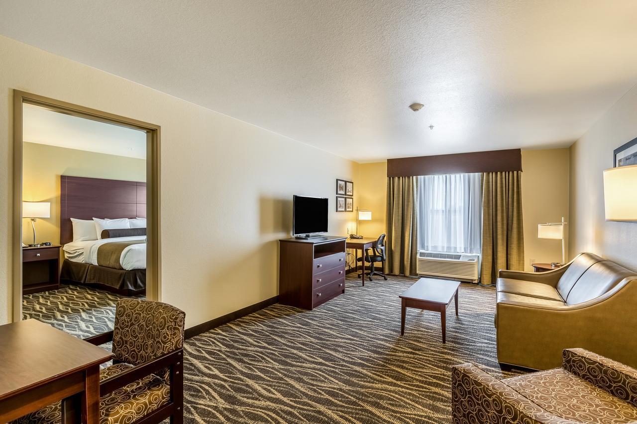 Cobblestone Hotel & Suites Hartford Zewnętrze zdjęcie