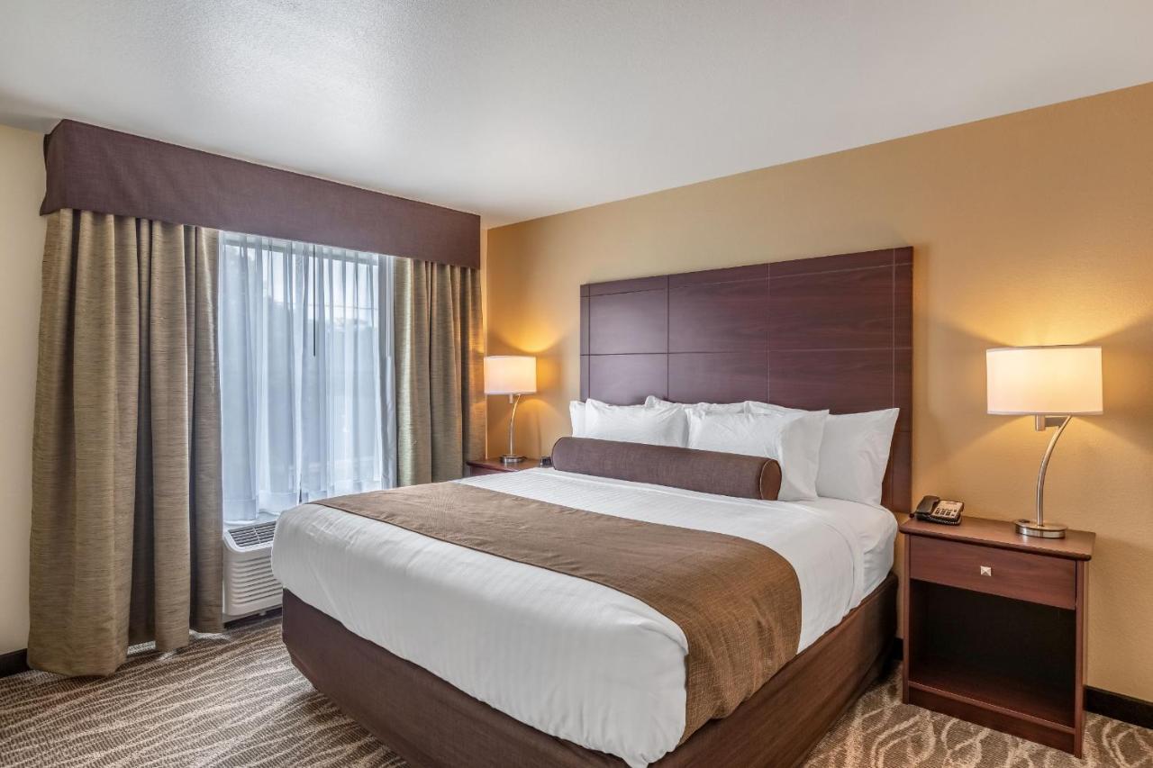 Cobblestone Hotel & Suites Hartford Zewnętrze zdjęcie